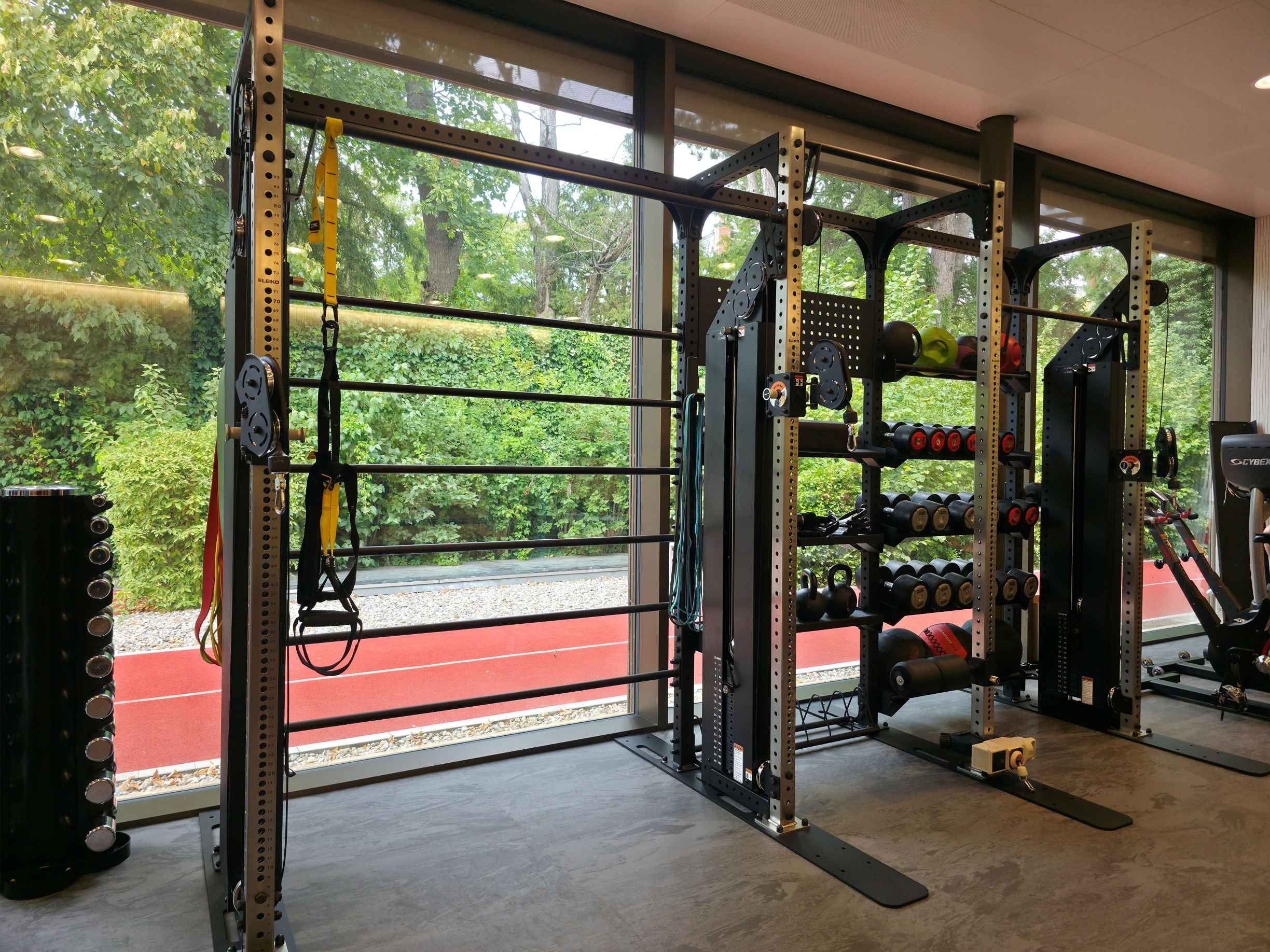 Salle de fitness d'entreprise équipée en matériel Eleiko, montée par sc-fitnessprojects